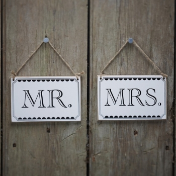 Hochzeitsschilder Mr. & Mrs.