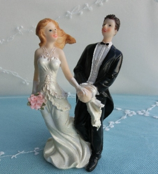 Cake Topper - wedding couple with wedding bouquet