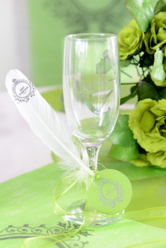 Just married Feather white