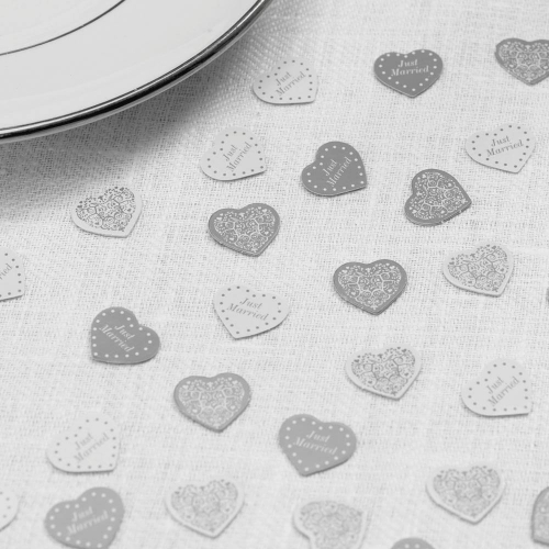 tischkonfetti-herzen-just-married-silber-weiss